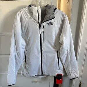 The North Face Women's White Jacket Medium, NWT